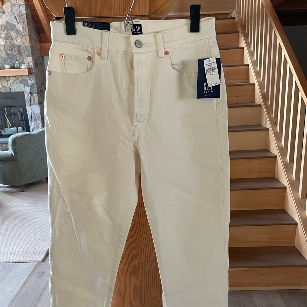 Gap “Cheeky Straight” Off White Denim Jeans
